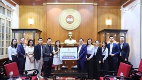 Cán bộ, nhân viên Tập đoàn Tân Á Đại Thành chung tay ủng hộ đồng bào vùng lũ