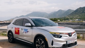 VinFast VF 8: D-SUV an toàn 5 sao, công nghệ thông minh, giá lăn bánh chỉ dưới 1 tỷ đồng