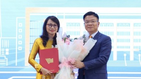 Phó Thủ tướng Lê Thành Long trao quyết định bổ nhiệm Giám đốc Đại học Quốc gia TPHCM