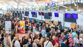 Khách quốc tế đổ bộ, tới Phú Quốc tưởng mình đi nước ngoài