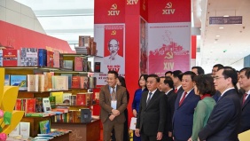 Nhà xuất bản Chính trị quốc gia Sự thật trưng bày gần 300 đầu sách tại Đại hội Đảng XIV