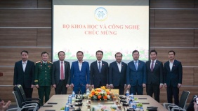 Bộ Khoa học và Công nghệ chúc mừng các đồng chí Ủy viên Trung ương Đảng trưởng thành từ ngành