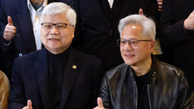 CEO Nvidia Jensen Huang kêu gọi TSMC mở rộng công suất giữa lúc thiếu hụt chip AI