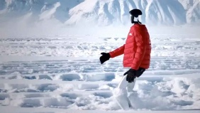 Xem robot tuyết chinh phục 130.000 bước chân cho khoảnh khắc Olympic