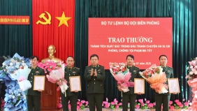 Xuân biên cương ấm áp tình quân dân của các chiến sĩ Đồn Biên phòng Cửa khẩu Quốc tế Lóng Sập