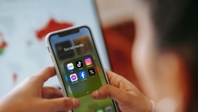 Gen Y, Gen Z: Ai chọn Facebook, ai chọn Zalo?