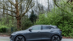 Xu hướng chọn xe của gia đình Việt thời bão giá xăng: Đủ tiện nghi nhưng phải “dễ nuôi”