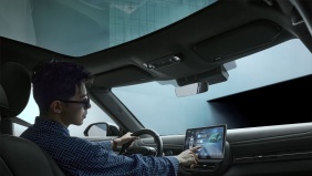 Loạt tính năng VF Connect biến khoang xe trở thành “ngôi nhà di động”