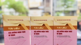 Hành trang lý luận mới cho người ưu tú vào Đảng