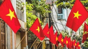 Bộ Nội vụ: Không có phương án hoán đổi nghỉ 9 ngày lễ Giỗ Tổ và 30/4