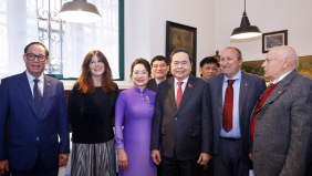 Chủ tịch Quốc hội thăm nơi lưu dấu ấn Chủ tịch Hồ Chí Minh tại thành phố Milan