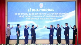 Phó Thủ tướng Lê Tiến Châu bấm nút Khai trương Cơ sở dữ liệu quốc gia về pháp luật (phiên bản mới)