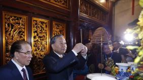 Trang nghiêm Lễ dâng hương tưởng niệm các Vua Hùng trên đỉnh núi Nghĩa Lĩnh