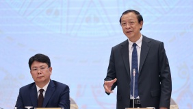 Dùng chung một bộ sách giáo khoa nhưng không giới hạn học liệu
