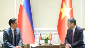 Thủ tướng Lê Minh Hưng hội kiến Tổng thống Philippines
