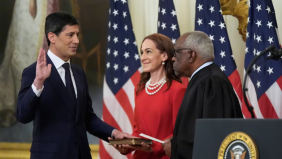 Ông Kevin Warsh chính thức trở thành Chủ tịch Fed