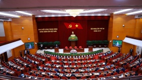 Bộ Chính trị ban hành 40 chỉ tiêu và 51 nhiệm vụ đổi mới mô hình phát triển Việt Nam