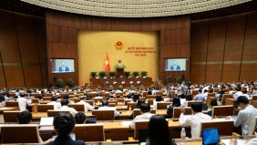 Sửa đồng bộ ba luật trong lĩnh vực ngân hàng: siết rửa tiền, giảm lệ thuộc tín dụng