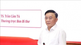 Thường trực Ban Bí thư Trần Cẩm Tú trao đổi chuyên đề về xây dựng Đảng với các Ủy viên Trung ương Đảng khóa XIV