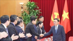 Thường trực Ban Bí thư Trần Cẩm Tú tiếp Đoàn cán bộ cấp cao Đảng Nhân dân Cách mạng Lào