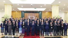 Thường trực Ban Bí thư Trần Cẩm Tú tiếp Đoàn cán bộ cao cấp Đảng Nhân dân Cách mạng Lào