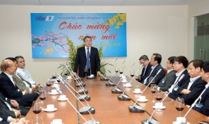 Thứ trưởng Lê Nam Thắng đến thăm và chúc Tết CBNV Tập đoàn Bưu chính Viễn thông Việt Nam VNPT