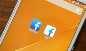Smartphone cấu hình thấp nên dùng ứng dụng Facebook nào?