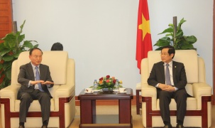 Bộ trưởng Bộ TT & TT tiếp Tổng giám đốc Tổ hợp Samsung Việt Nam