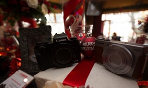 Canon ra mắt hai máy ảnh compact 20,2 megapixel