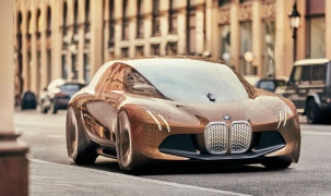 BMW tung ô tô điện tự động iNext vào 2021