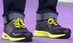 Lenovo ra mắt giày thông minh Smart Shoes
