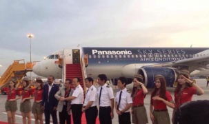Hãng điện tử đầu tiên tại Việt Nam quảng cáo trên máy bay