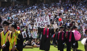 MXH thúc đẩy phản đối phán quyết vụ hiếp dâm Stanford