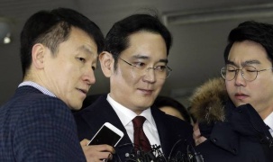 Tòa Hàn Quốc đang cân nhắc việc bắt giữ lãnh đạo Samsung
