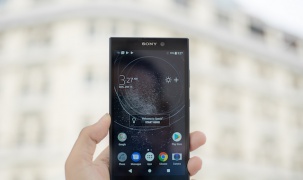 Sony công bố smartphone selfie cho phân khúc phổ thông