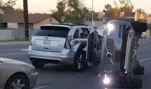 Video vụ xe tự lái của Uber gây tai nạn khiến 1 người tử vong