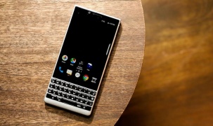 Smartphone BlackBerry tiếp tục thông báo dừng sản xuất