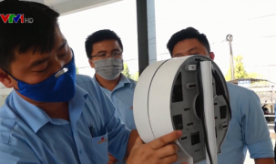 Việt Nam chế tạo thiết bị rửa tay sát khuẩn tự động