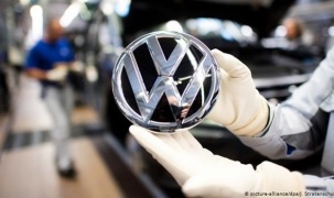 Tập đoàn Volkswagen thiệt hại 2 tỷ euro mỗi tuần do dịch COVID-19