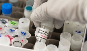 Vaccine Covid-19 có thể được sản xuất hàng loạt vào tháng 9
