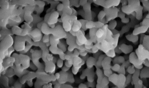 Đại học Khoa học Tự nhiên tìm ra vật liệu hấp phụ kháng sinh từ nước thải y tế