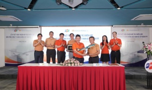 FPT cung cấp giải pháp công nghệ 4.0 cho Vietnam Airlines