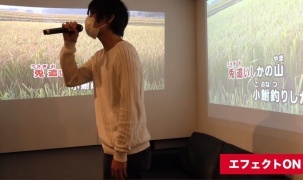 Máy karaoke Nhật Bản có chế độ đeo khẩu trang