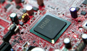Intel sẽ thuê gia công chip, ngừng việc tự sản xuất