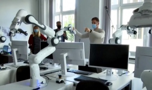 Đức phát triển công nghệ giúp robot hoạt động nhanh và chính xác hơn