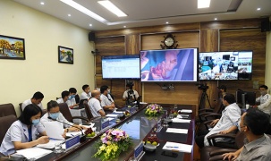 Mổ tim trực tuyến qua hệ thống Telehealth tại Bệnh viện Tim Hà Nội 