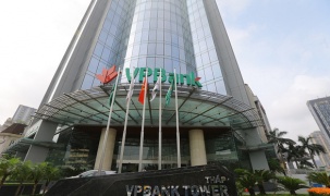 VPBank trao tặng 10 tỷ đồng cho bệnh viện dã chiến Hoà Vang Đà Nẵng và tỉnh Quảng Nam