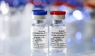 Trung Quốc đề nghị thử nghiệm vaccine Covid-19 chung với Nga