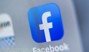 Facebook thông báo dỡ bỏ hàng trăm tài khoản của nhóm cánh hữu QAnon