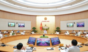 Thủ tướng chủ trì hội nghị trực tuyến về Chính phủ điện tử